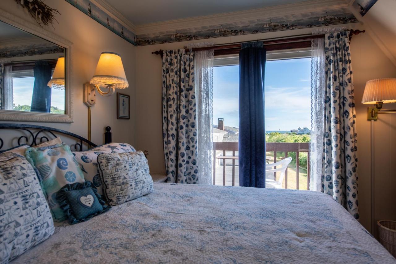 A Cape Cod Ocean Manor Inn ハイアニス エクステリア 写真