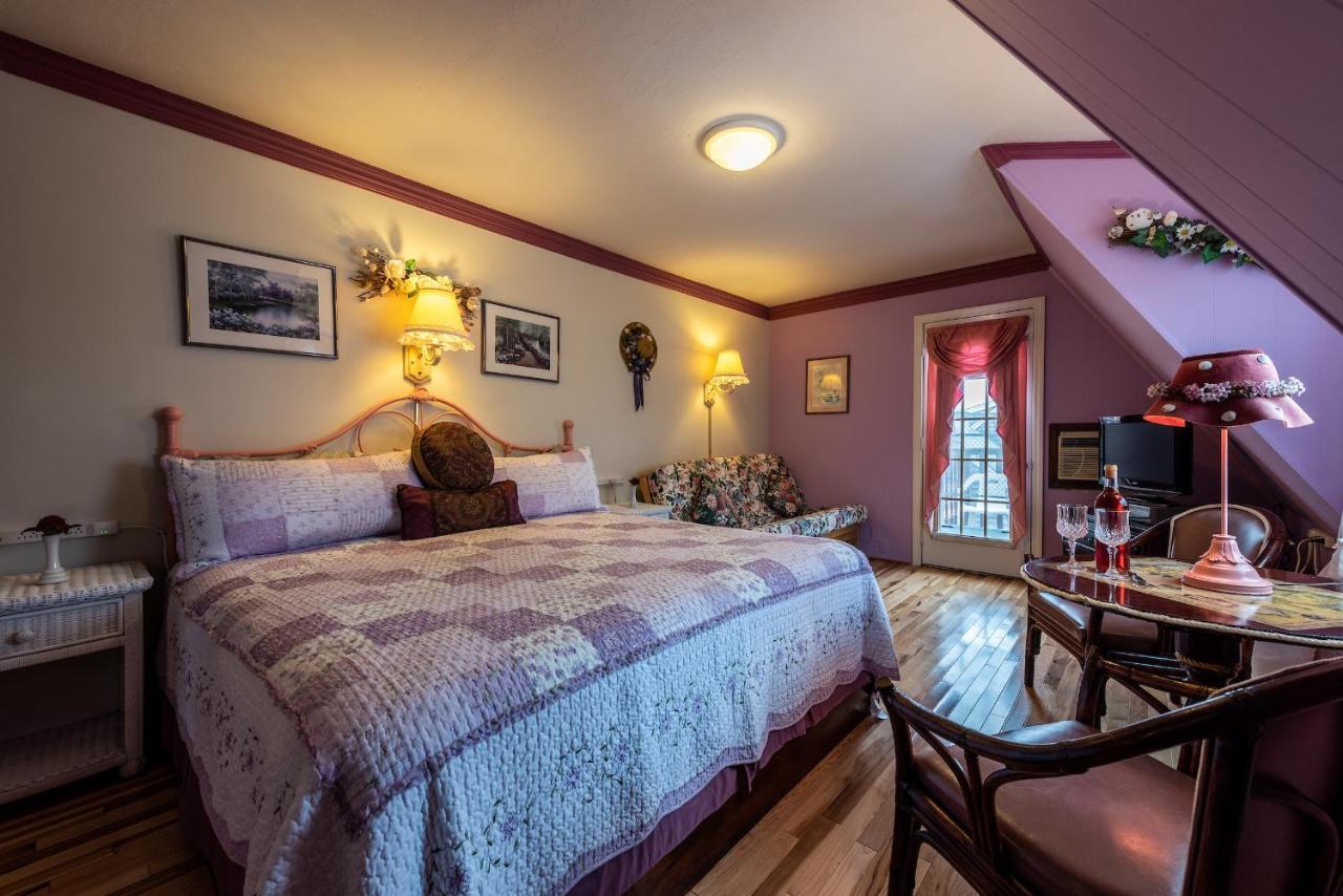 A Cape Cod Ocean Manor Inn ハイアニス エクステリア 写真