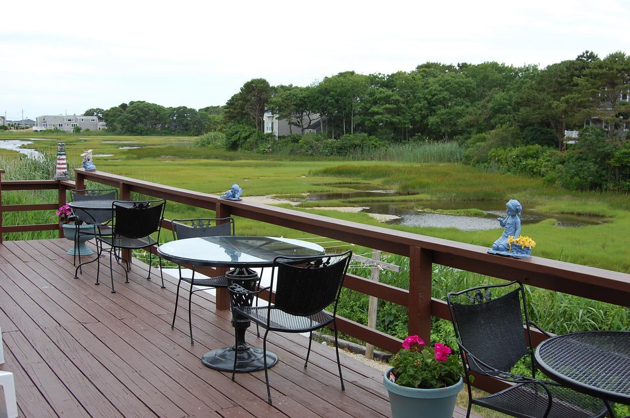 A Cape Cod Ocean Manor Inn ハイアニス エクステリア 写真